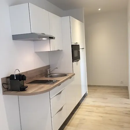 Windward Aparthotel